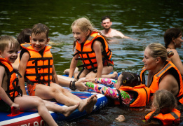 Семейный поход на сапах по реке Клязьма с ночевкой в палатках и автосопровождением