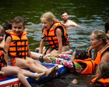 Семейный поход на сапах по реке Клязьма с ночевкой в палатках и автосопровождением